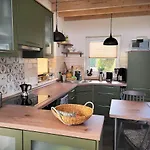 Haus Theda Chalet *